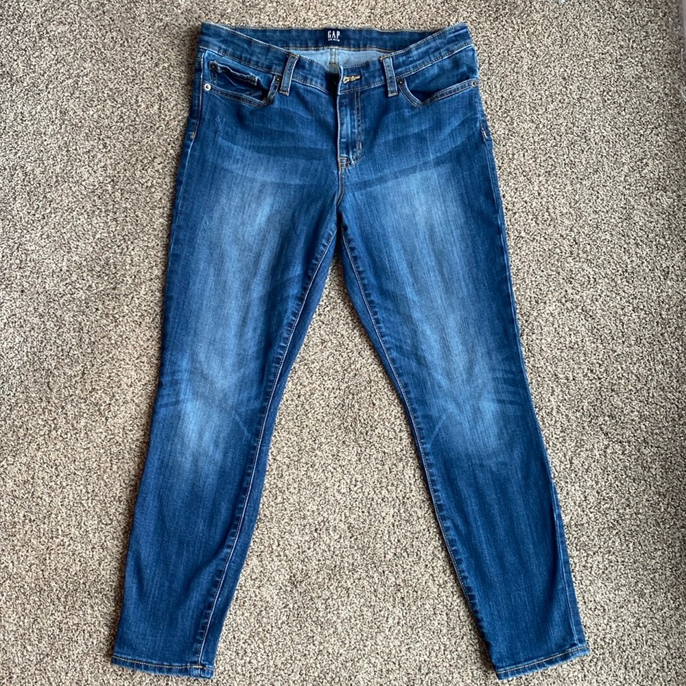 Gap denim Legging.  Size 29 Regular